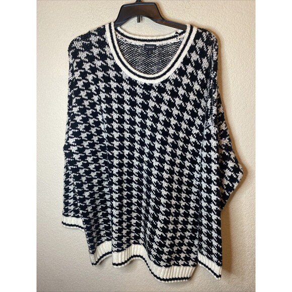 Torrid Womens 3 Houndstooth Knit Sweater Crew goth preppy Clueless 90s mob - Picture 1 of 6